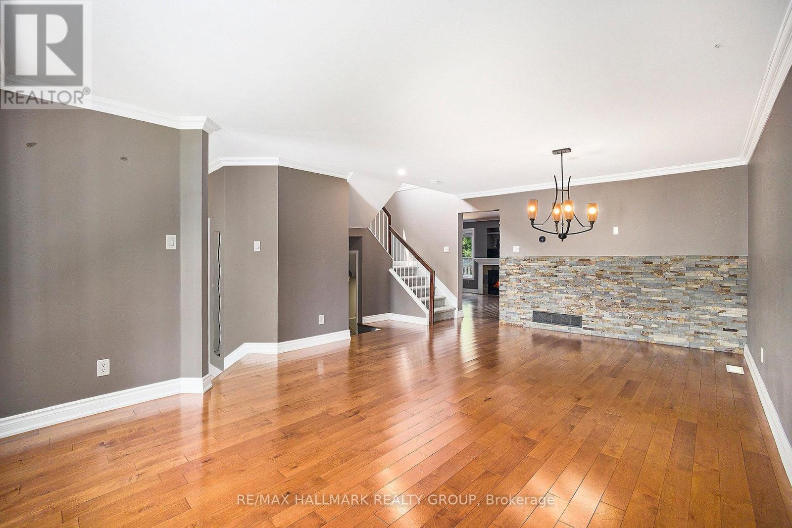 314 Stoneway Drive