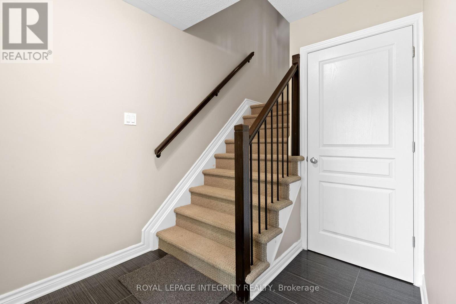 266 Leather Leaf Terrace