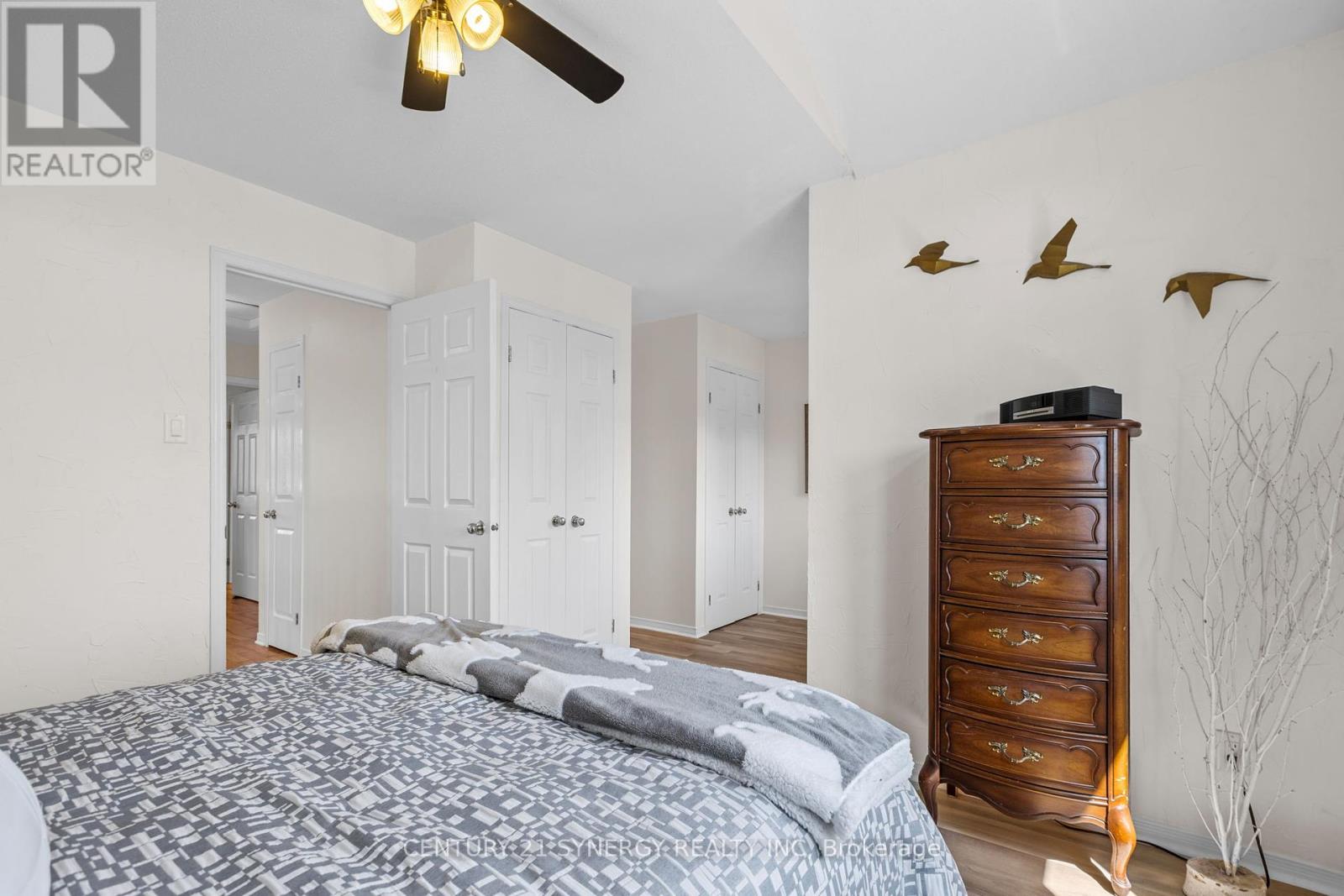 1525 Senateurs Way