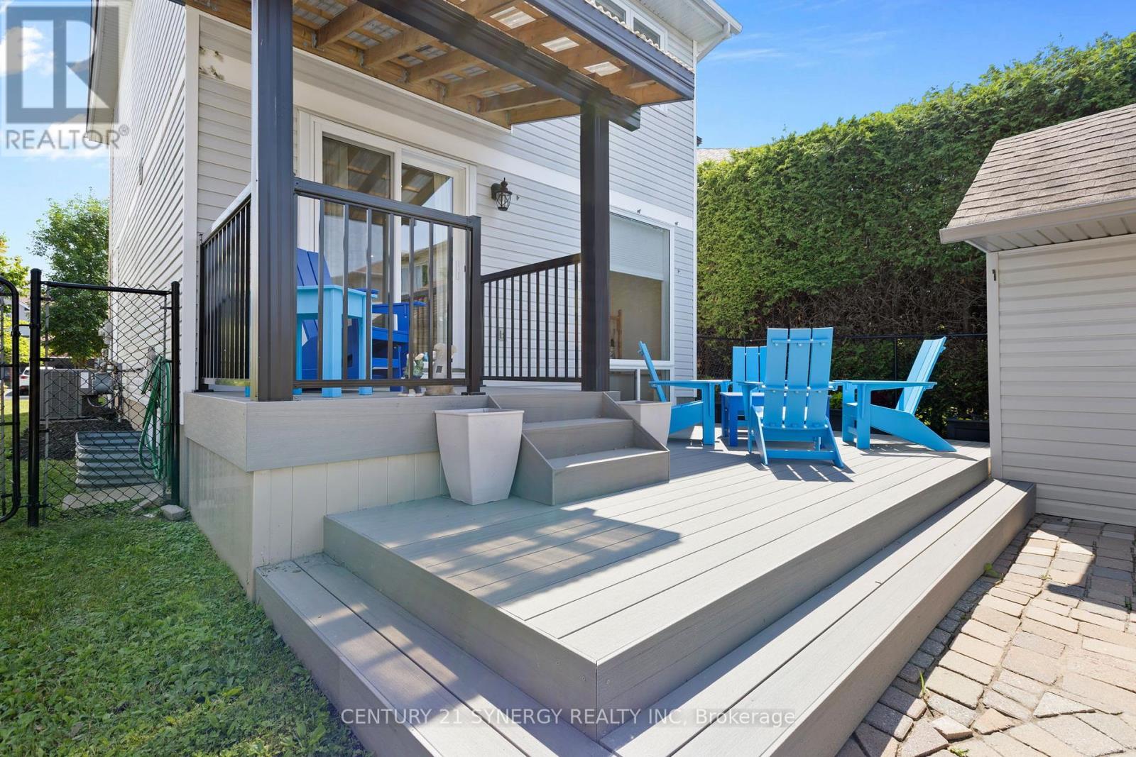 1525 Senateurs Way