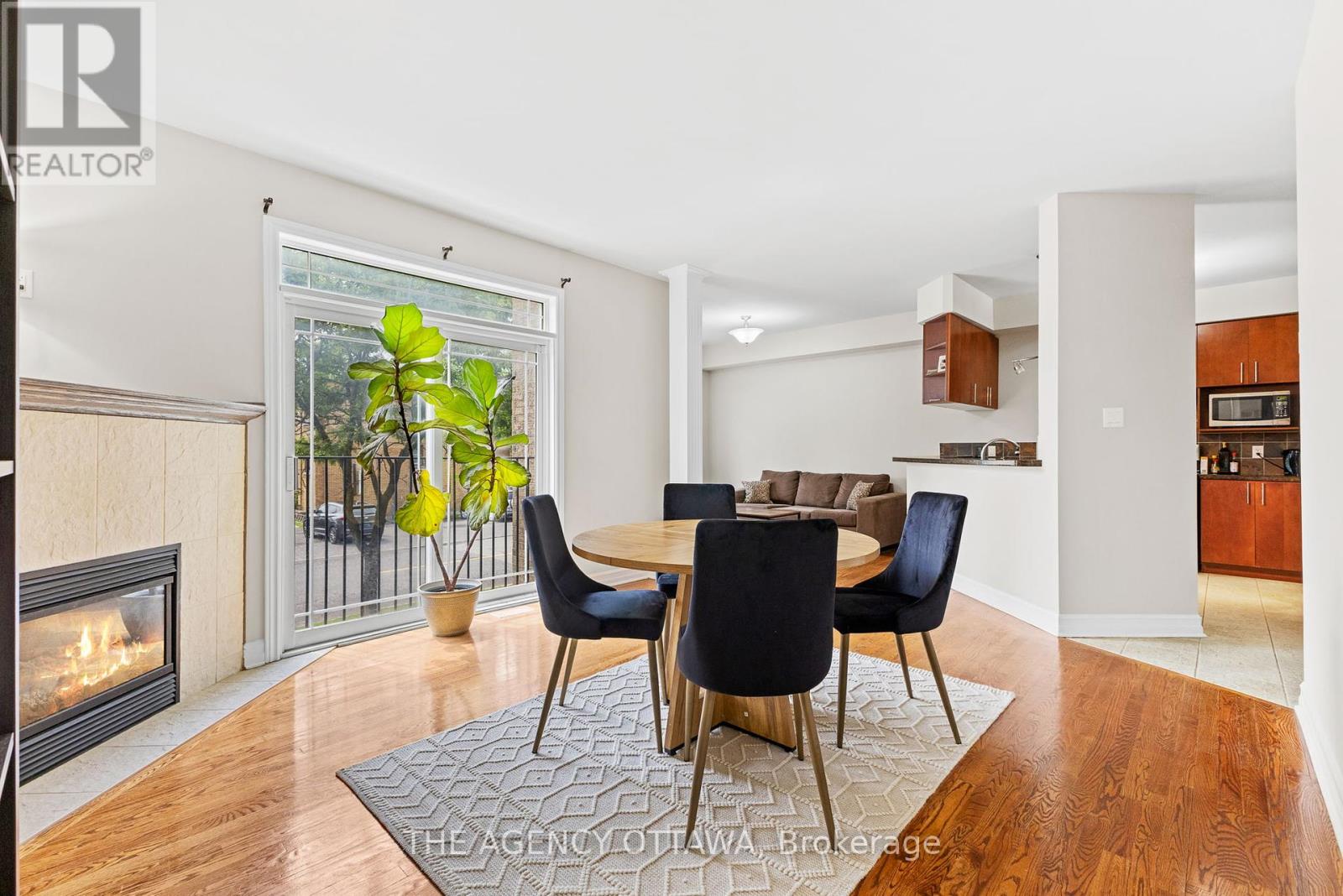203 - 711 Churchill Avenue N