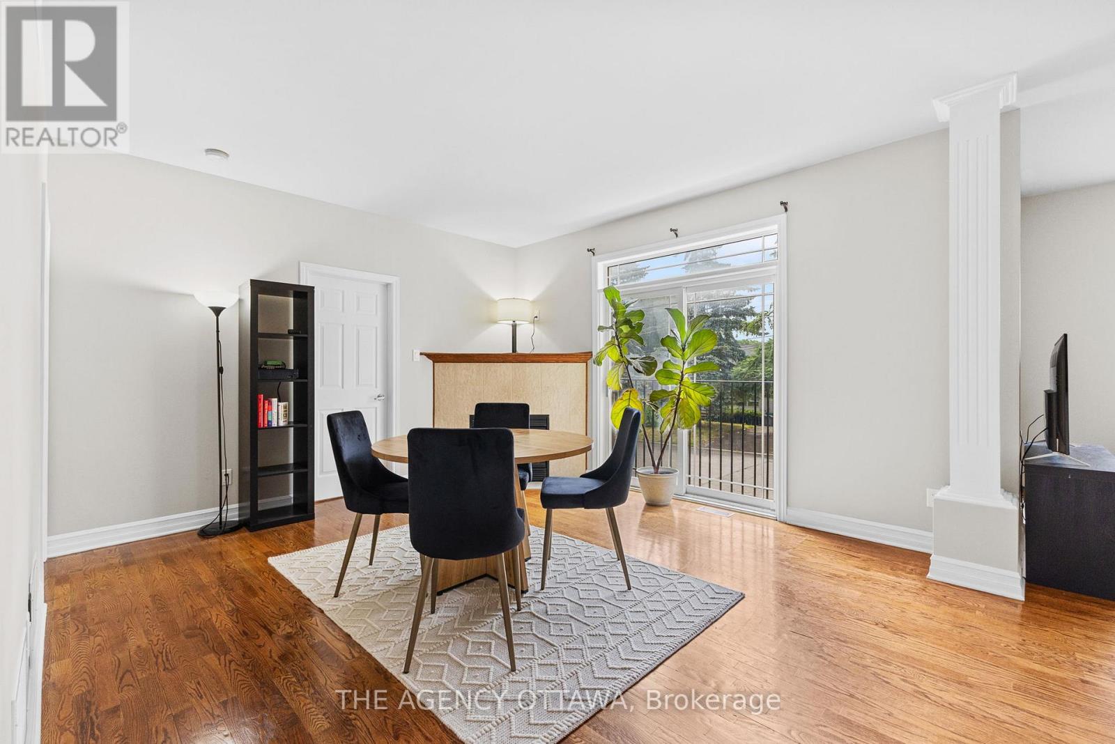 203 - 711 Churchill Avenue N