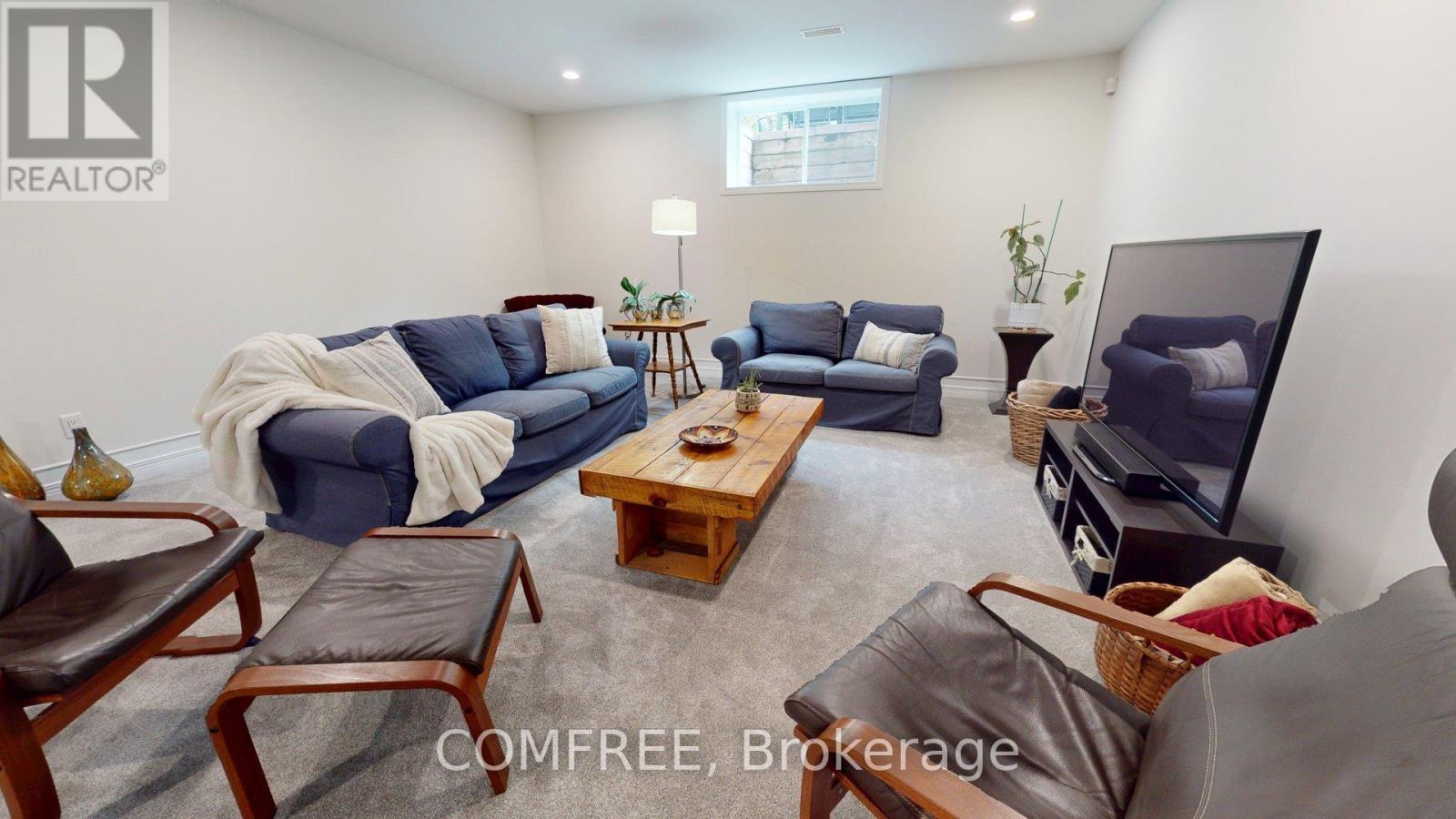 176 Solera Circle