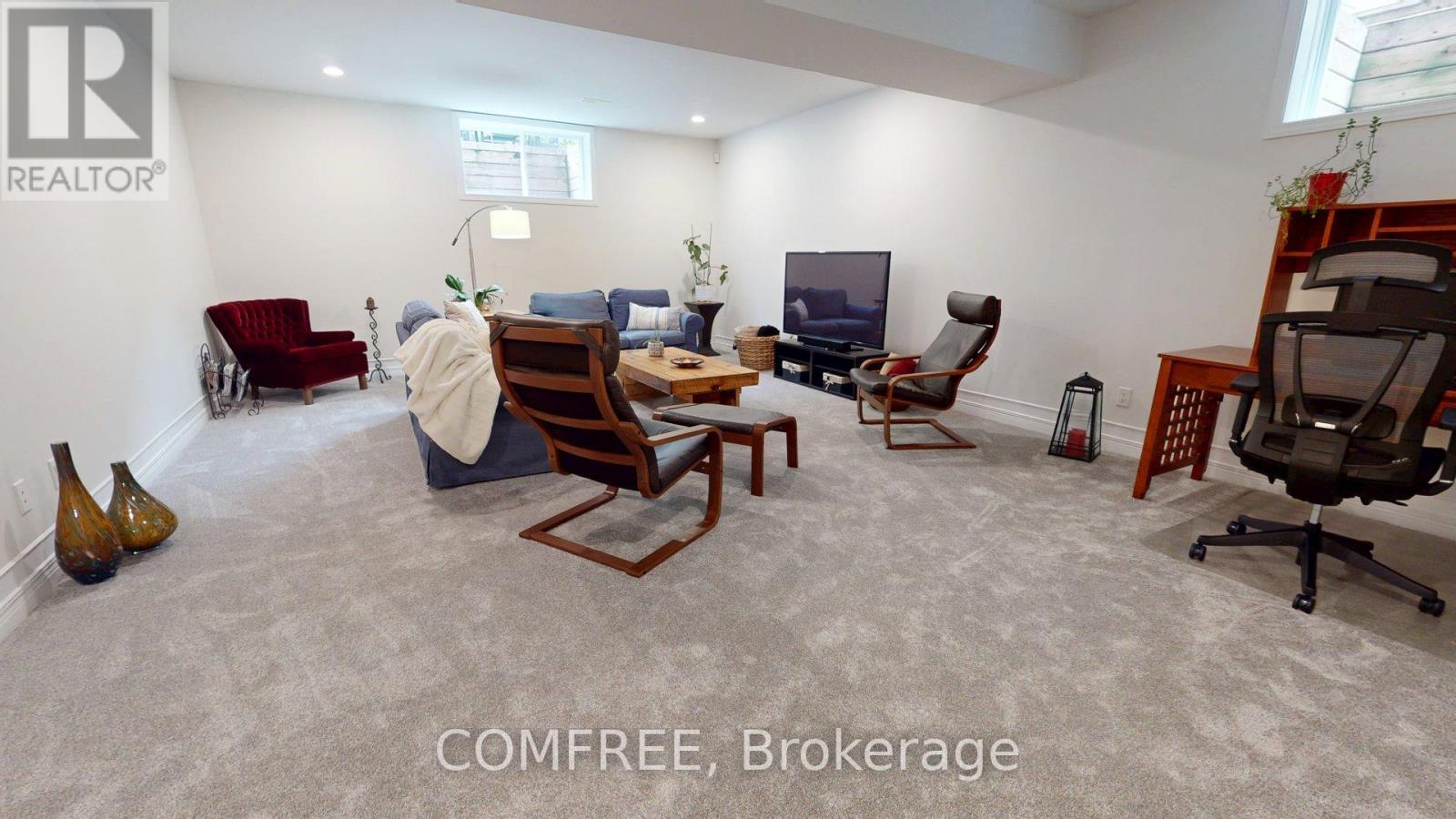 176 Solera Circle