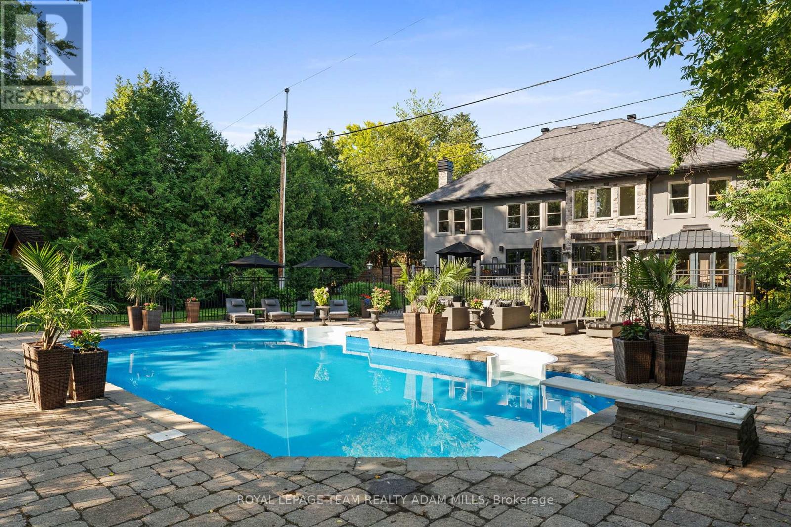 2330 Summerside Drive