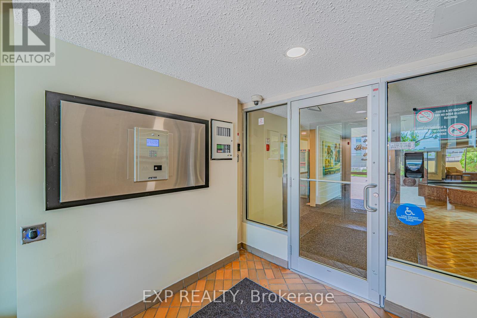 1111 - 555 Brittany Drive