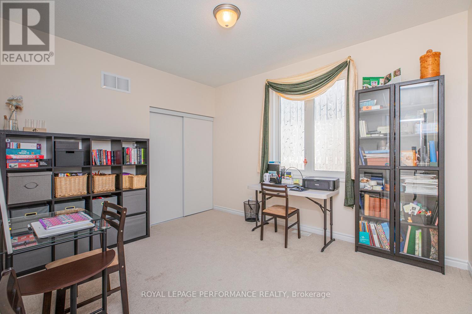 30 Summitview Drive