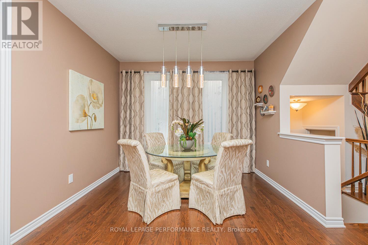 30 Summitview Drive