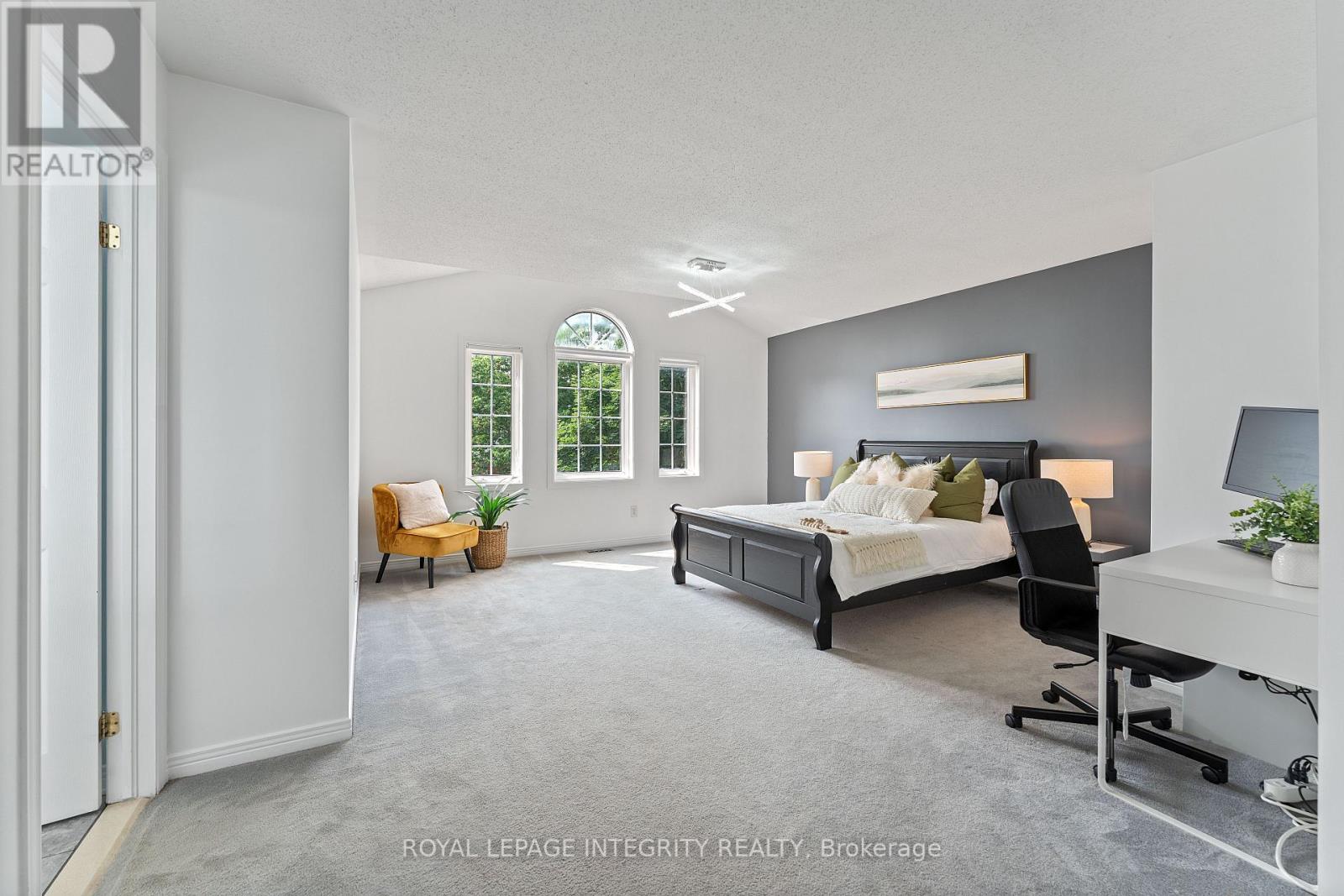180 Deerfox Drive