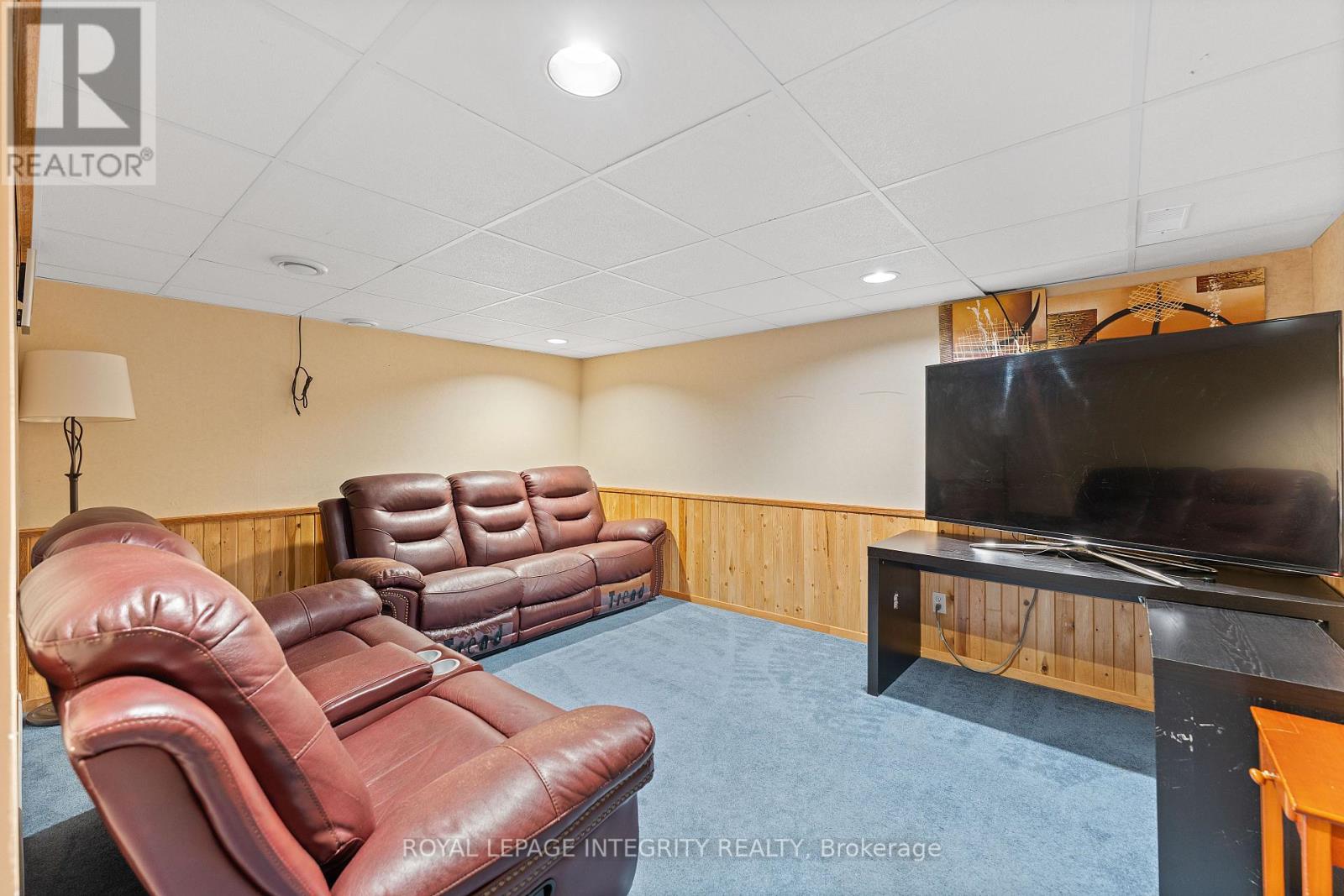 180 Deerfox Drive