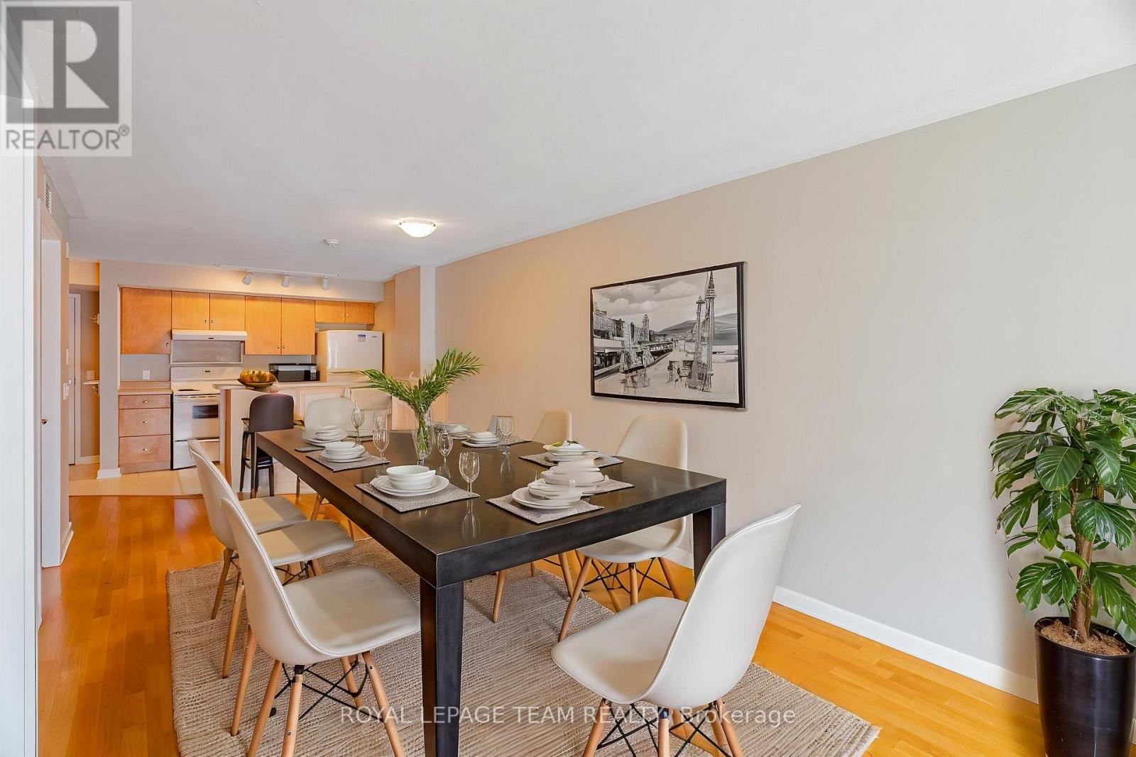804 - 138 Somerset Street W