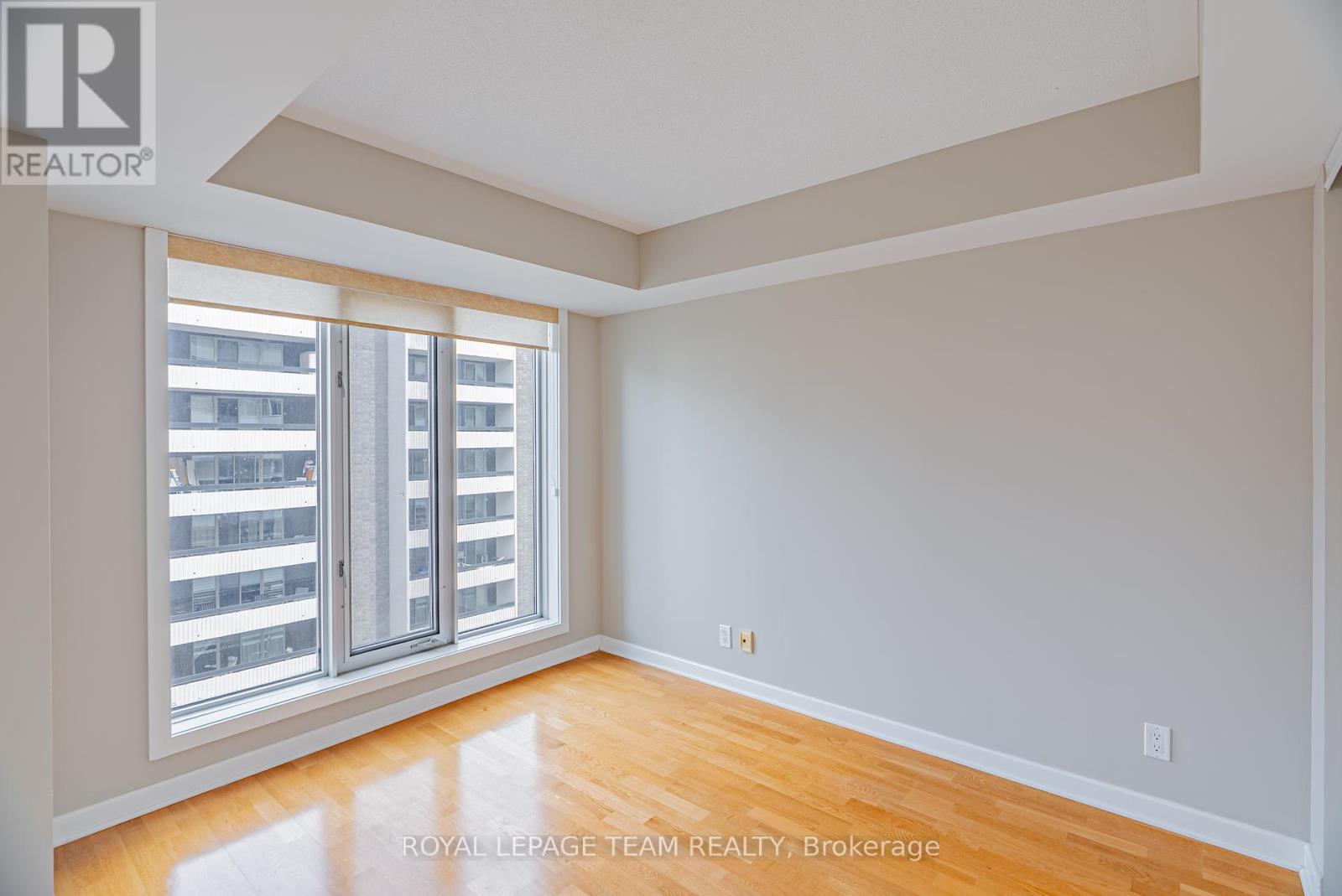 804 - 138 Somerset Street W