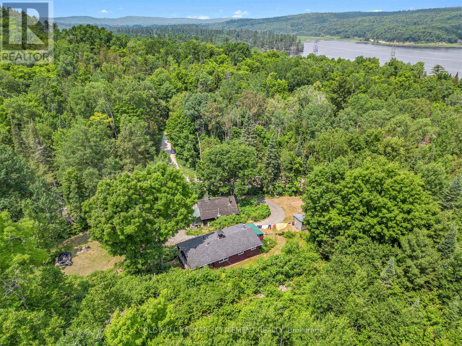 2152 Black Creek Road