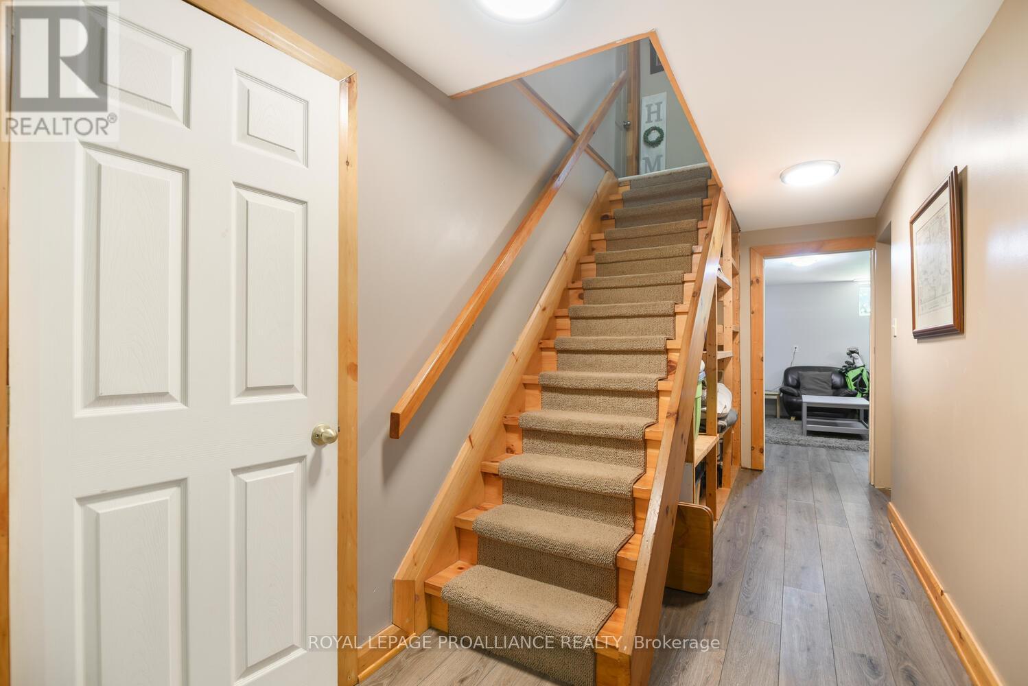 16 Willow Drive