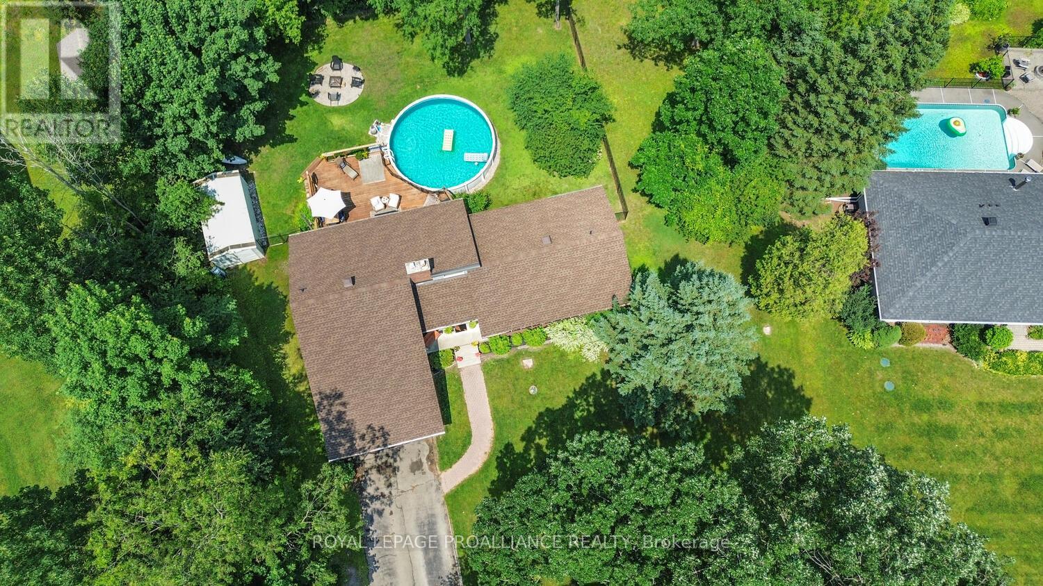 16 Willow Drive
