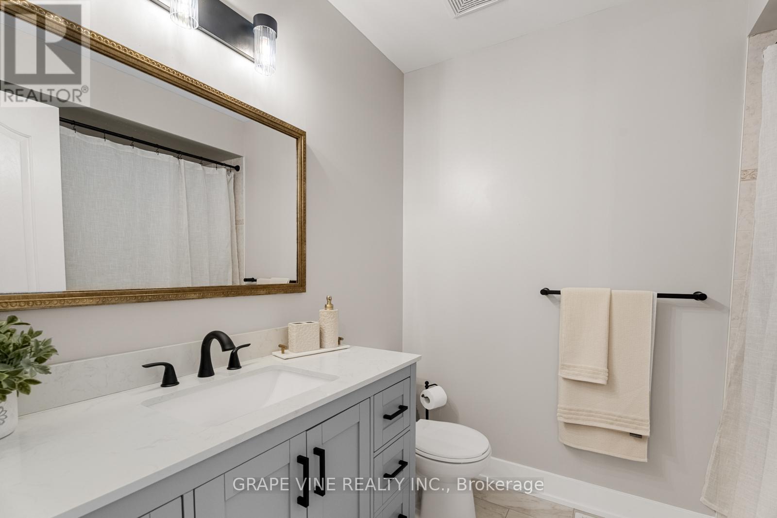 564 Aberfoyle Circle