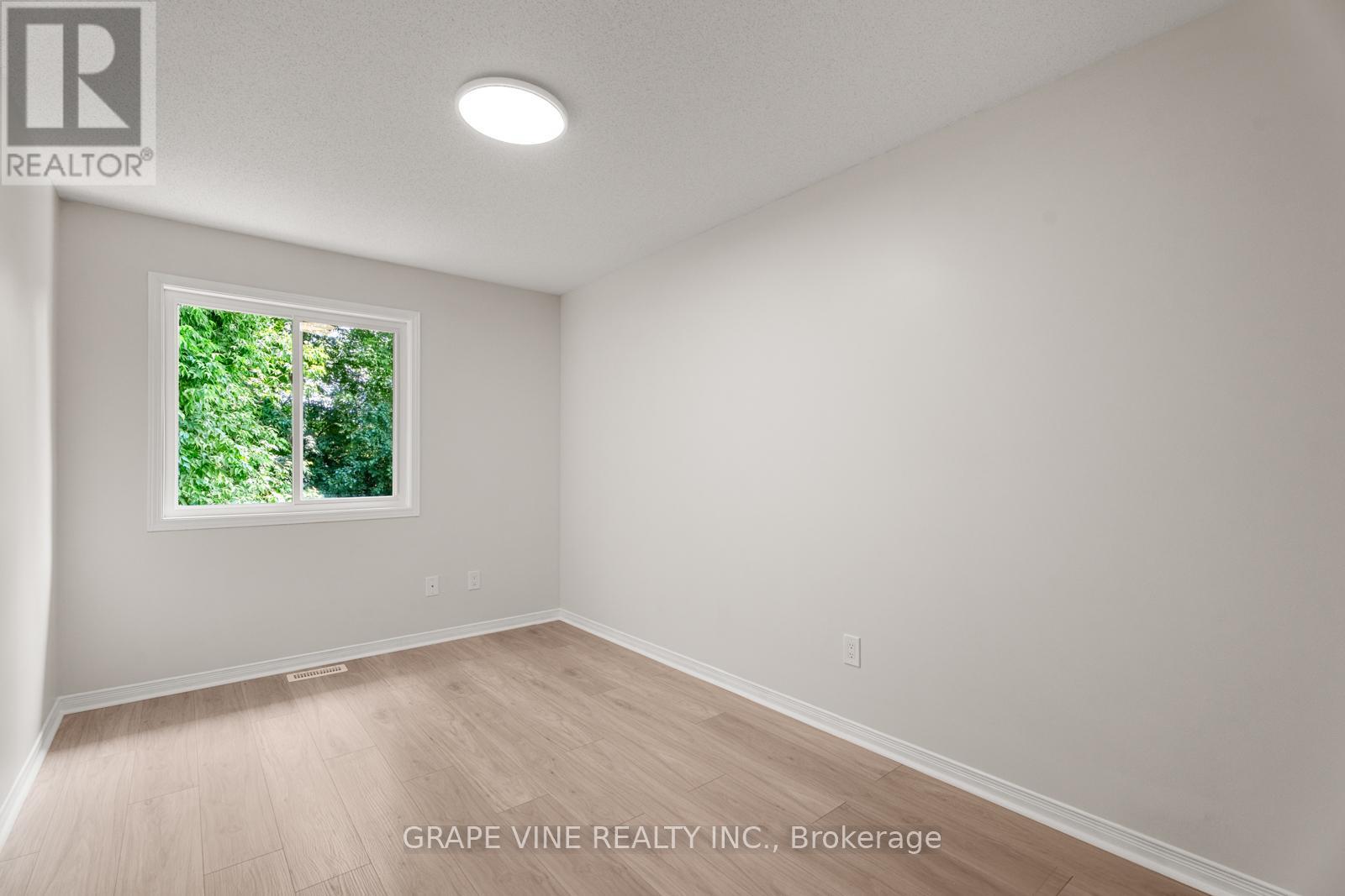 564 Aberfoyle Circle