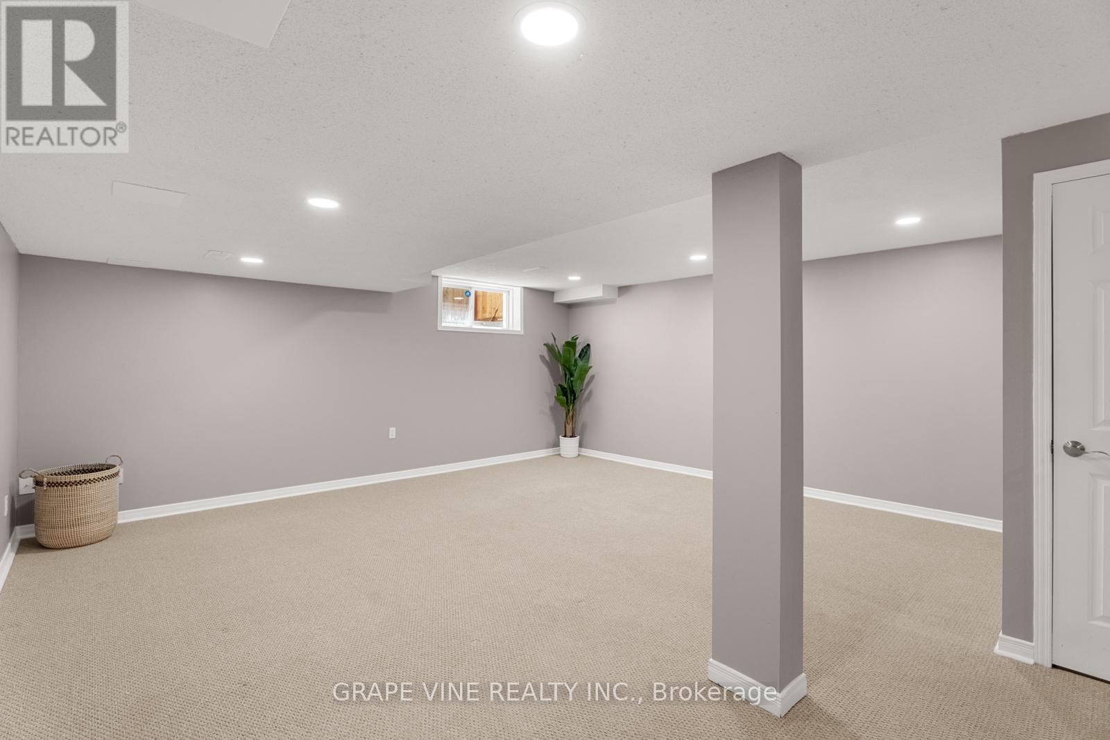 564 Aberfoyle Circle