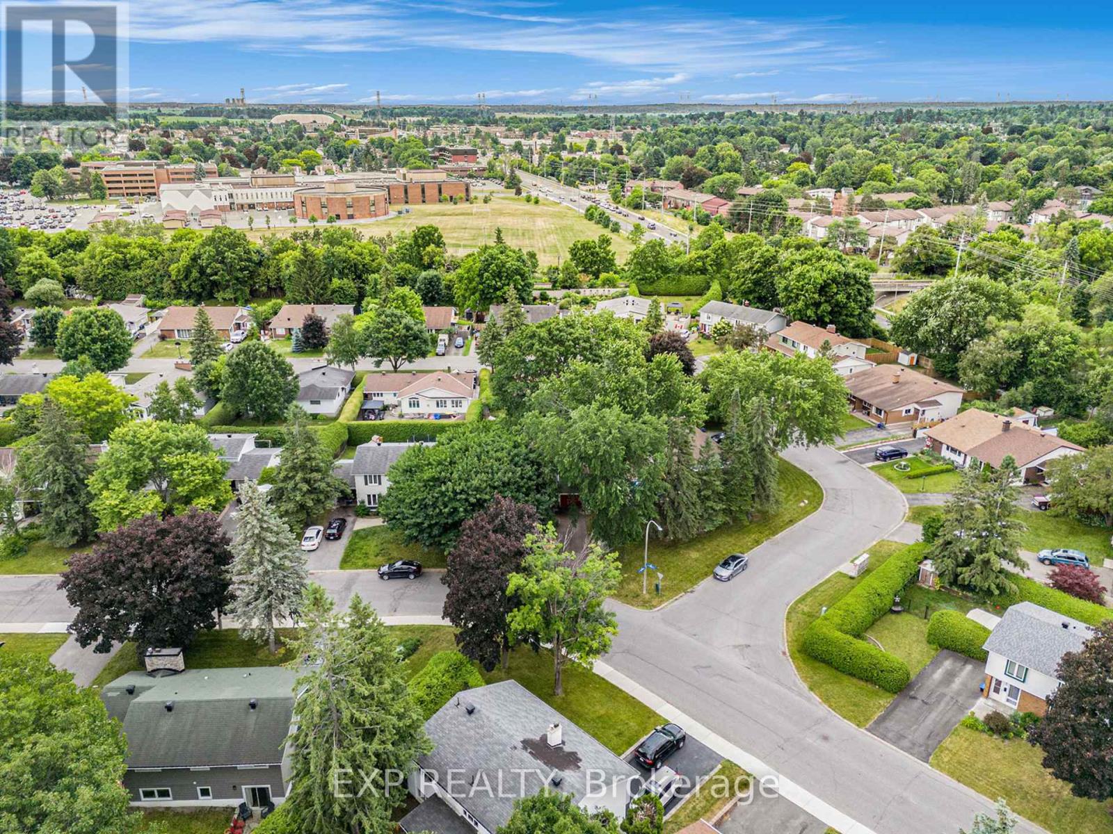 28 Ashgrove Crescent