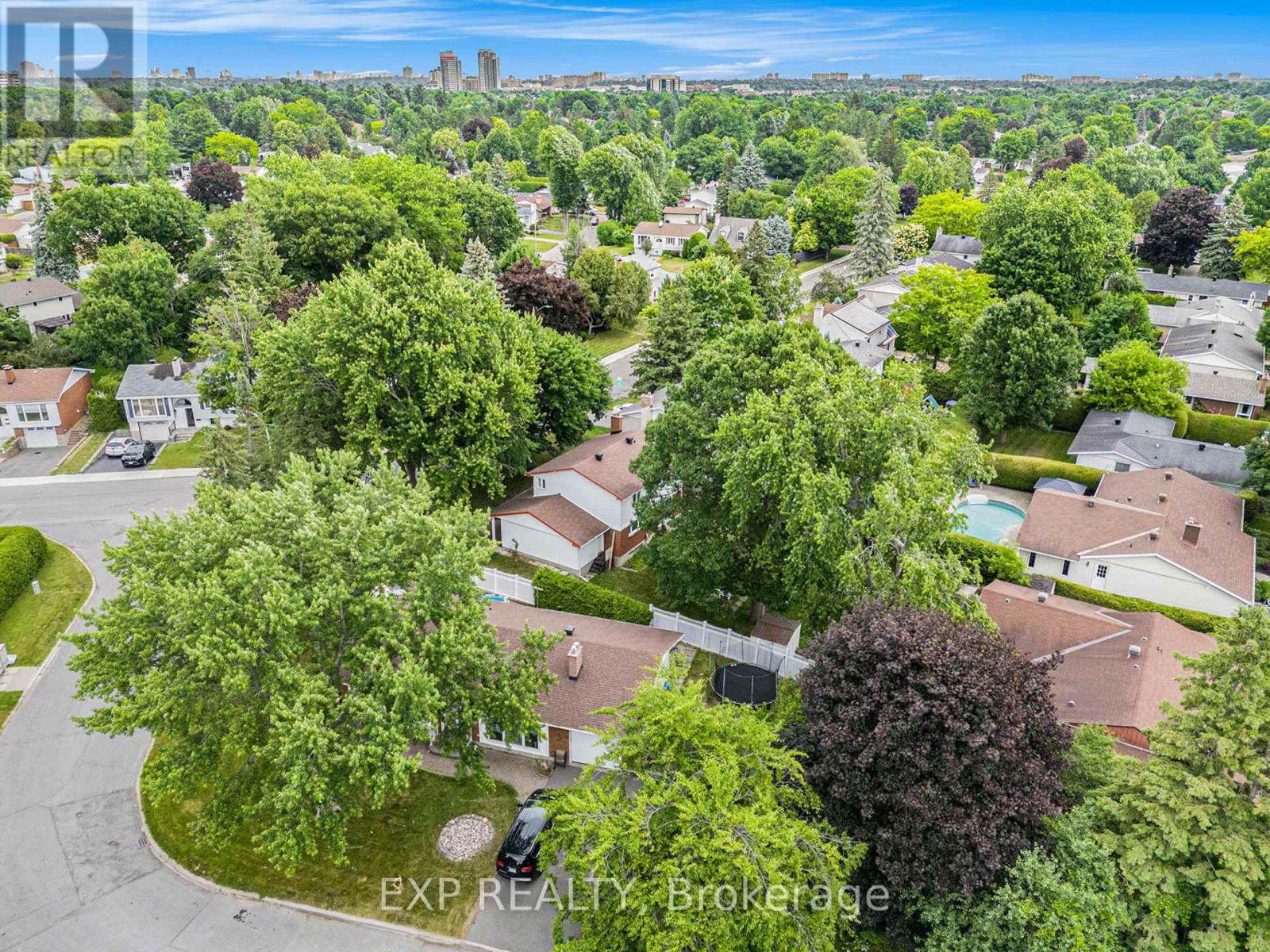 28 Ashgrove Crescent