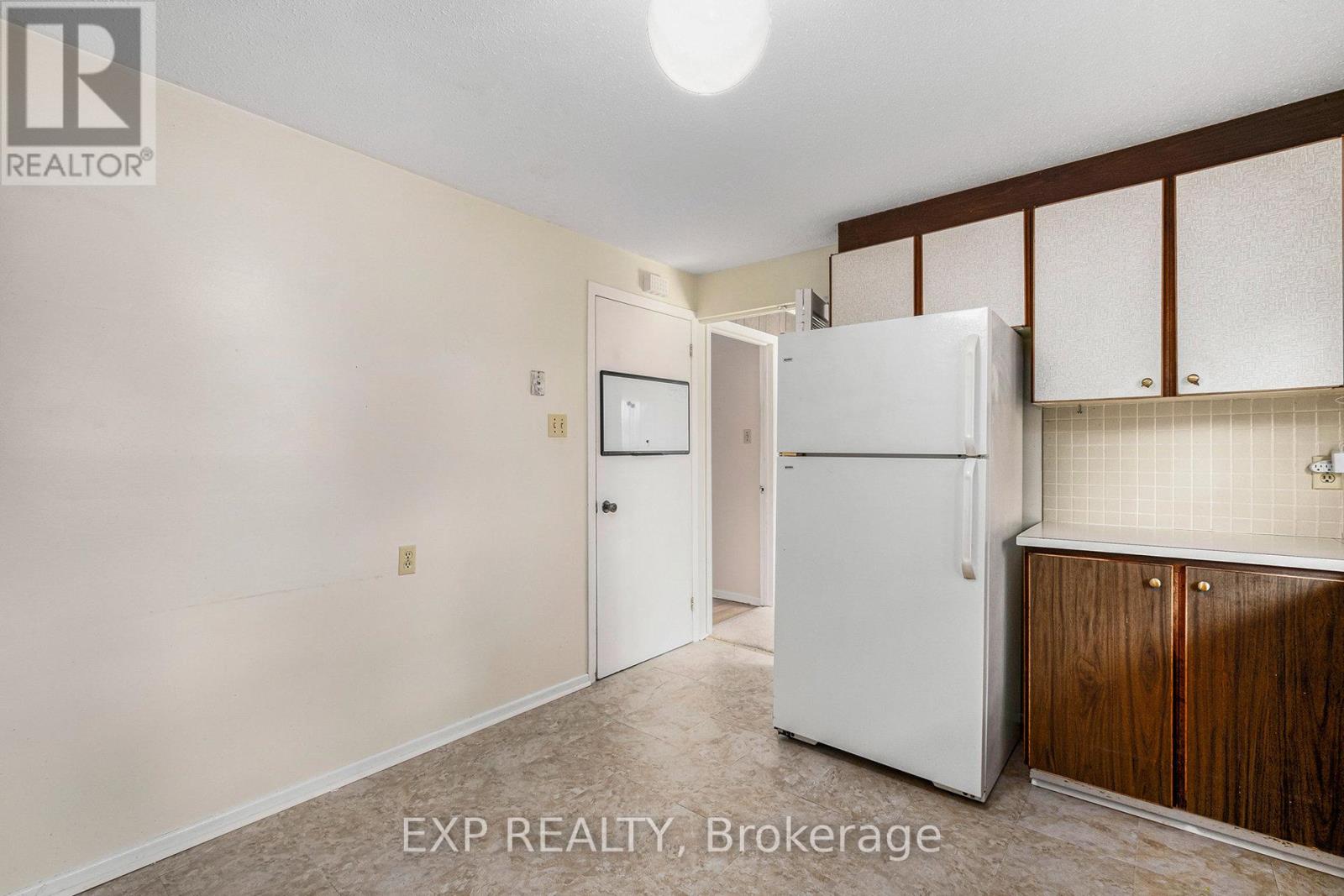 28 Ashgrove Crescent