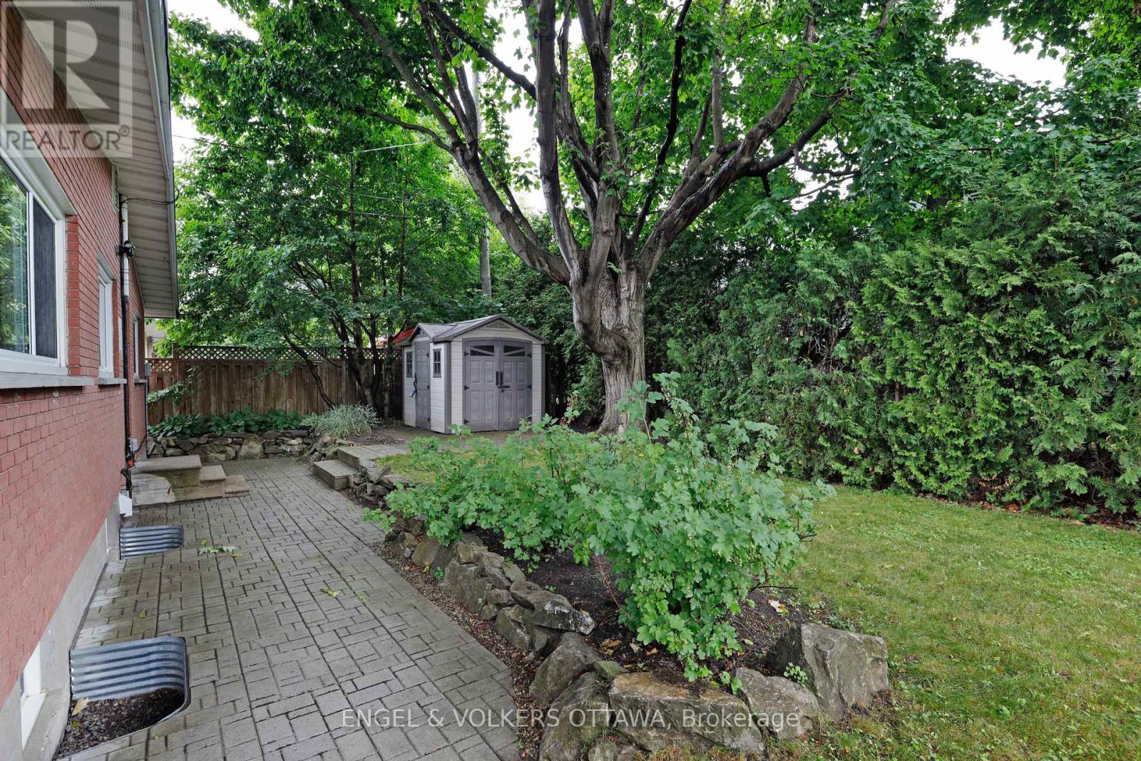 919 Bermuda Avenue