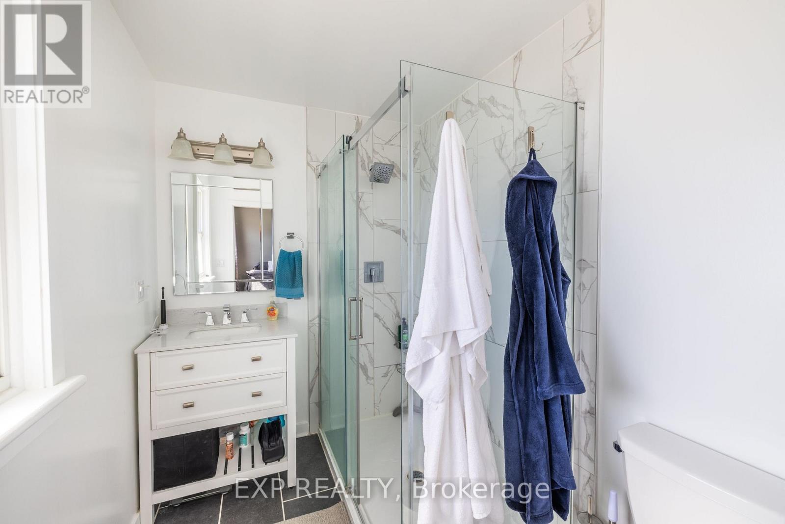 35 Withrow Avenue