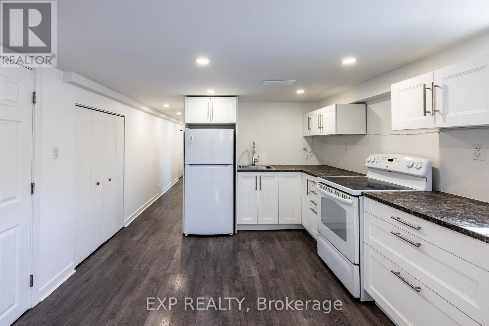 35 Withrow Avenue
