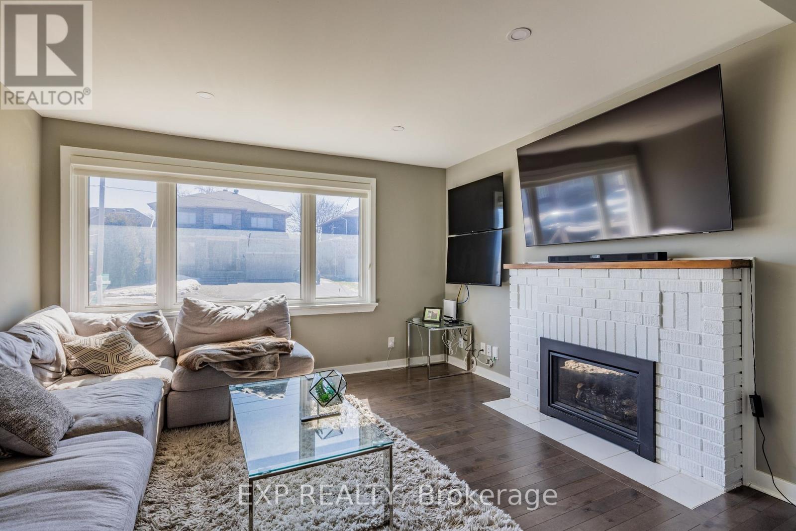 35 Withrow Avenue
