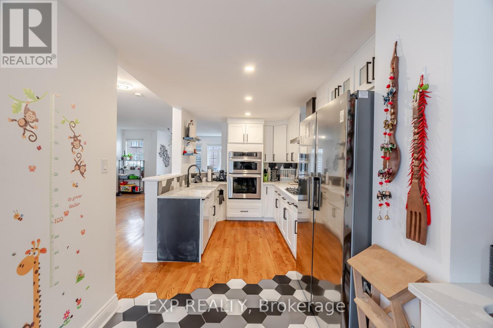 97 Castle Glen Crescent