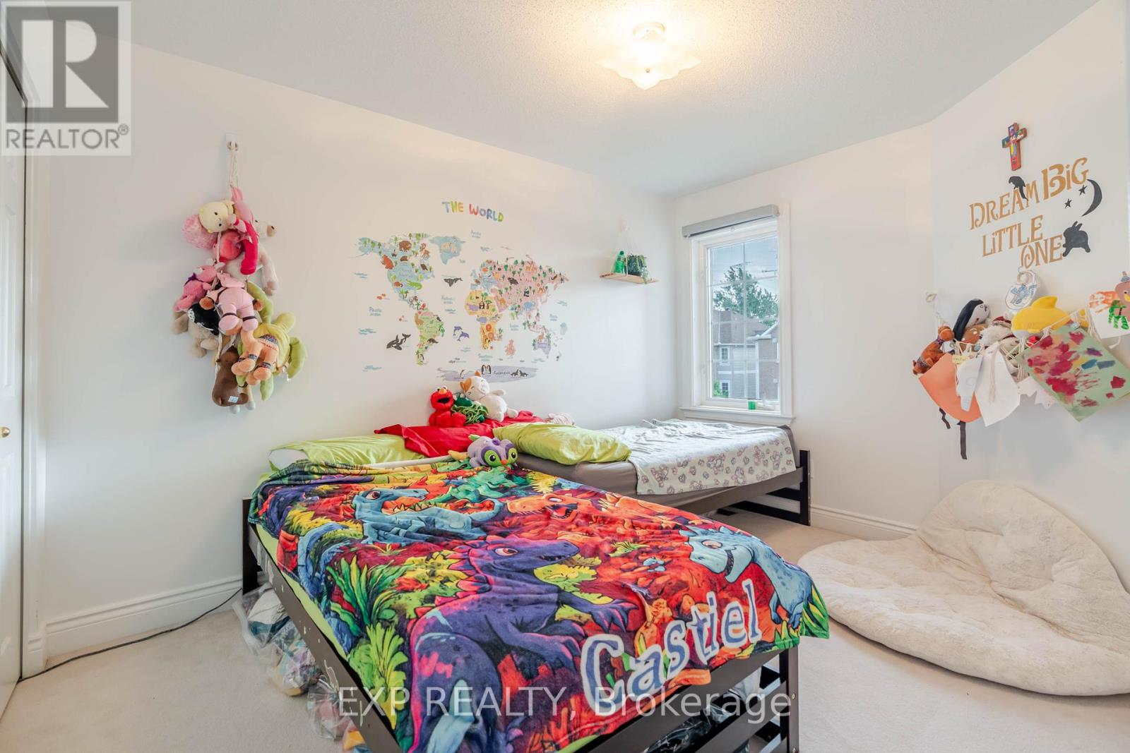97 Castle Glen Crescent