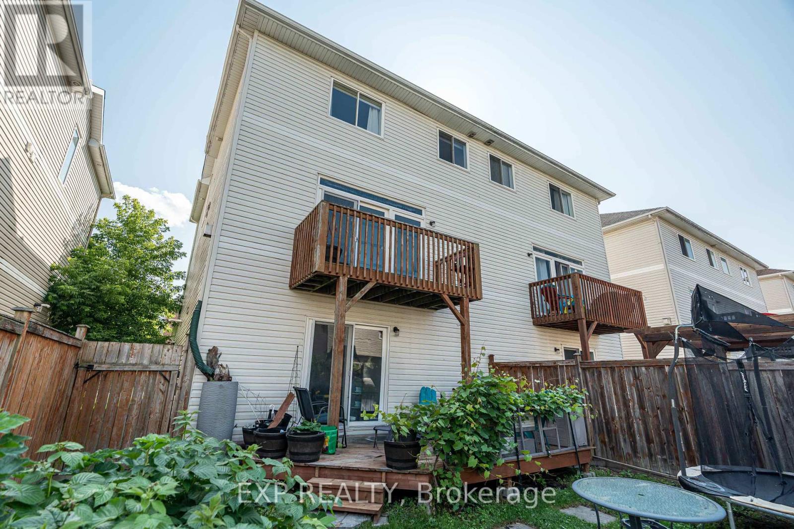 97 Castle Glen Crescent