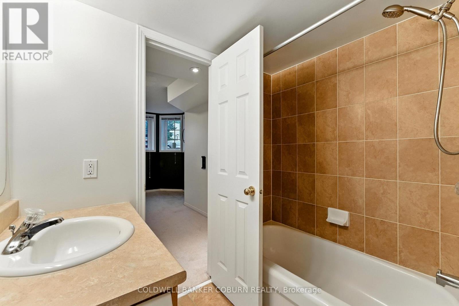 72 - 130 Berrigan Drive