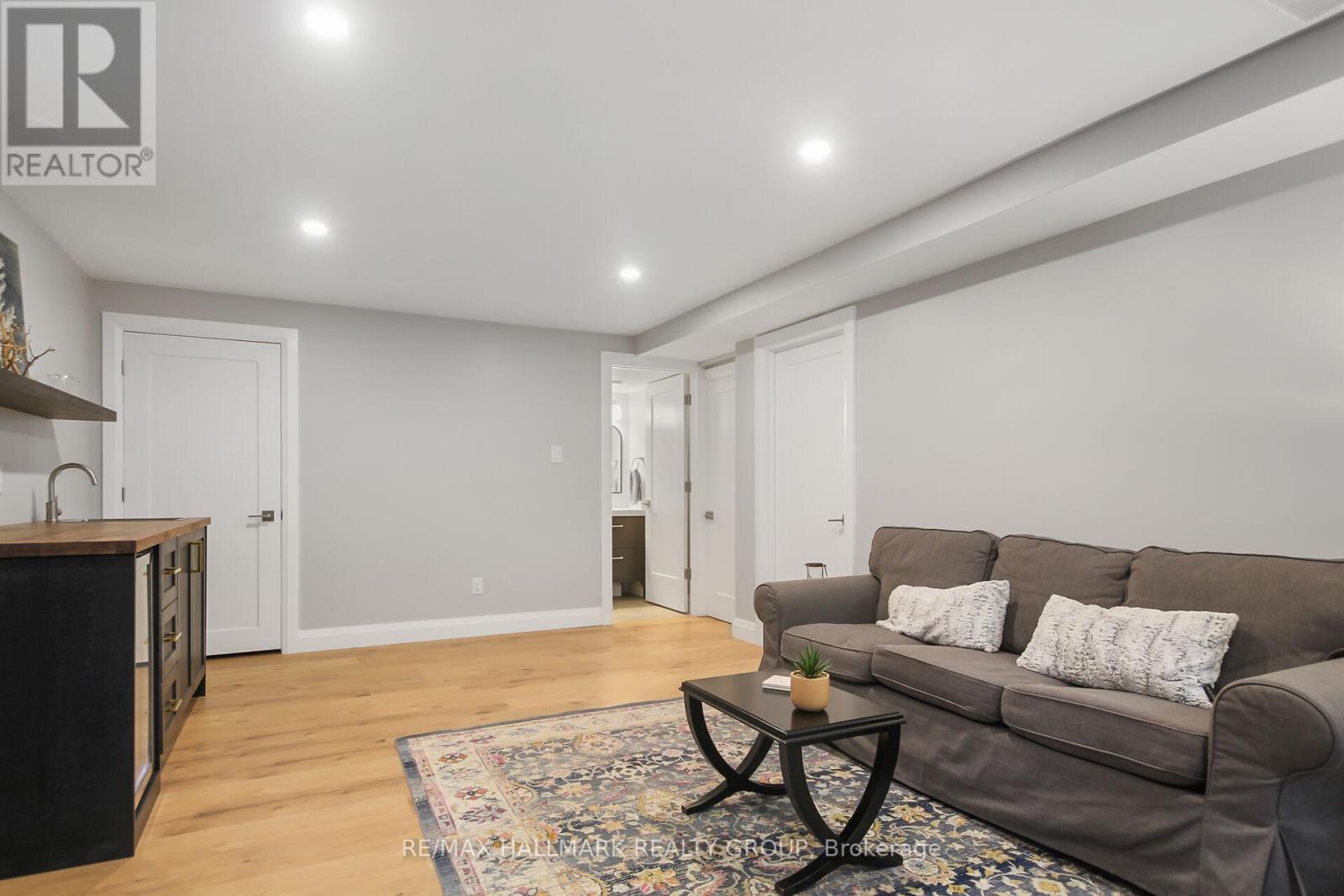 88 Palfrey Way