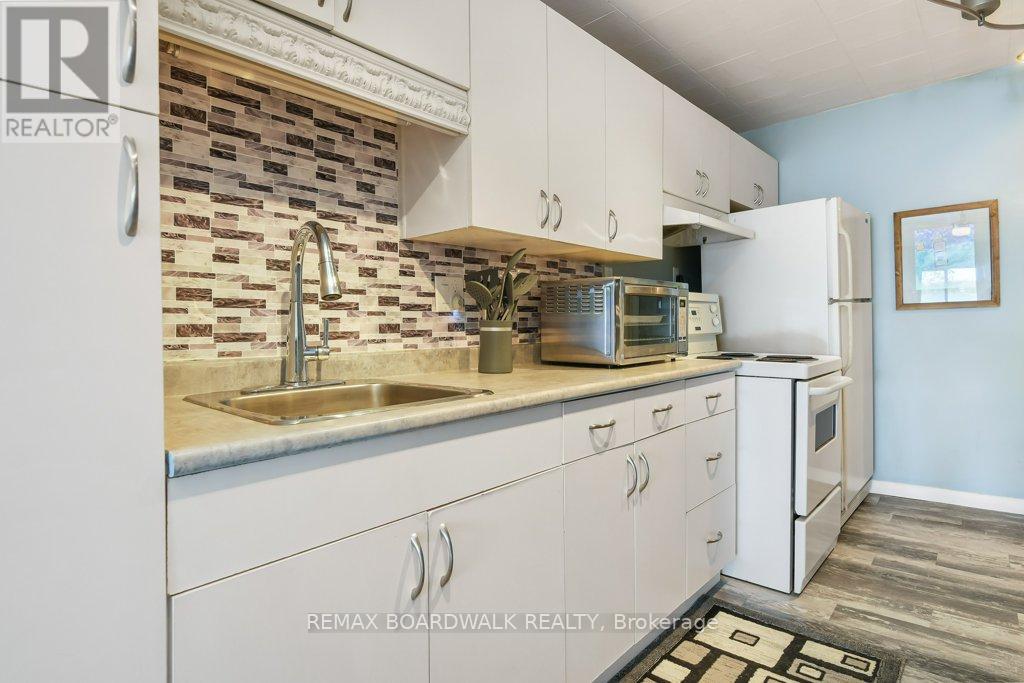 133 Rathwell Shore Road