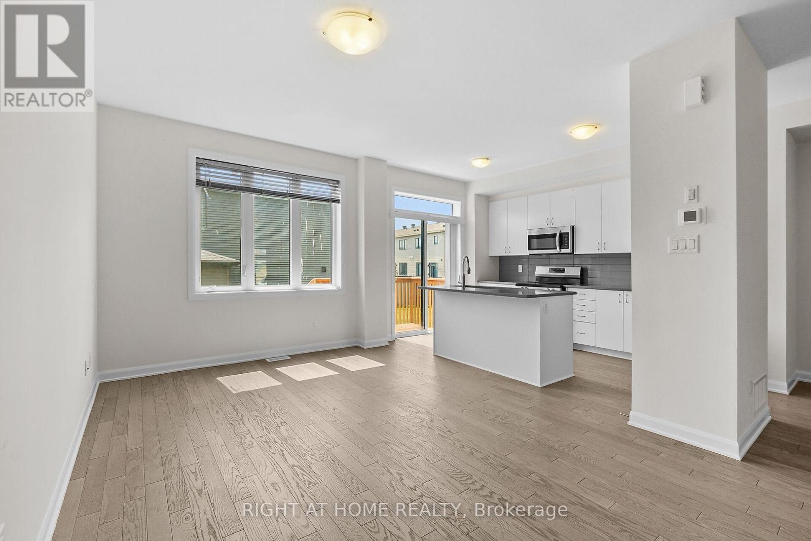 958 Athenry Court