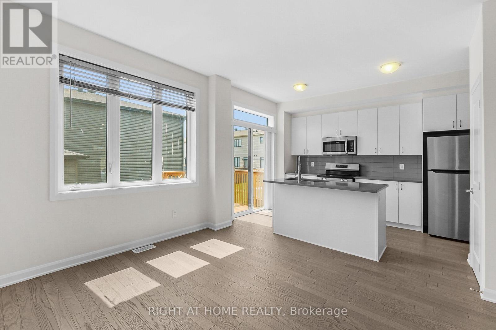 958 Athenry Court