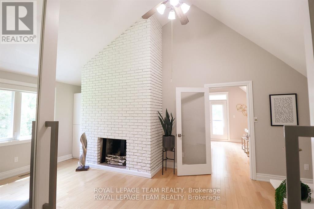3758 Mapleshore Drive