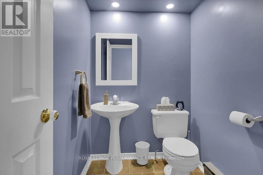 402 Briston Private