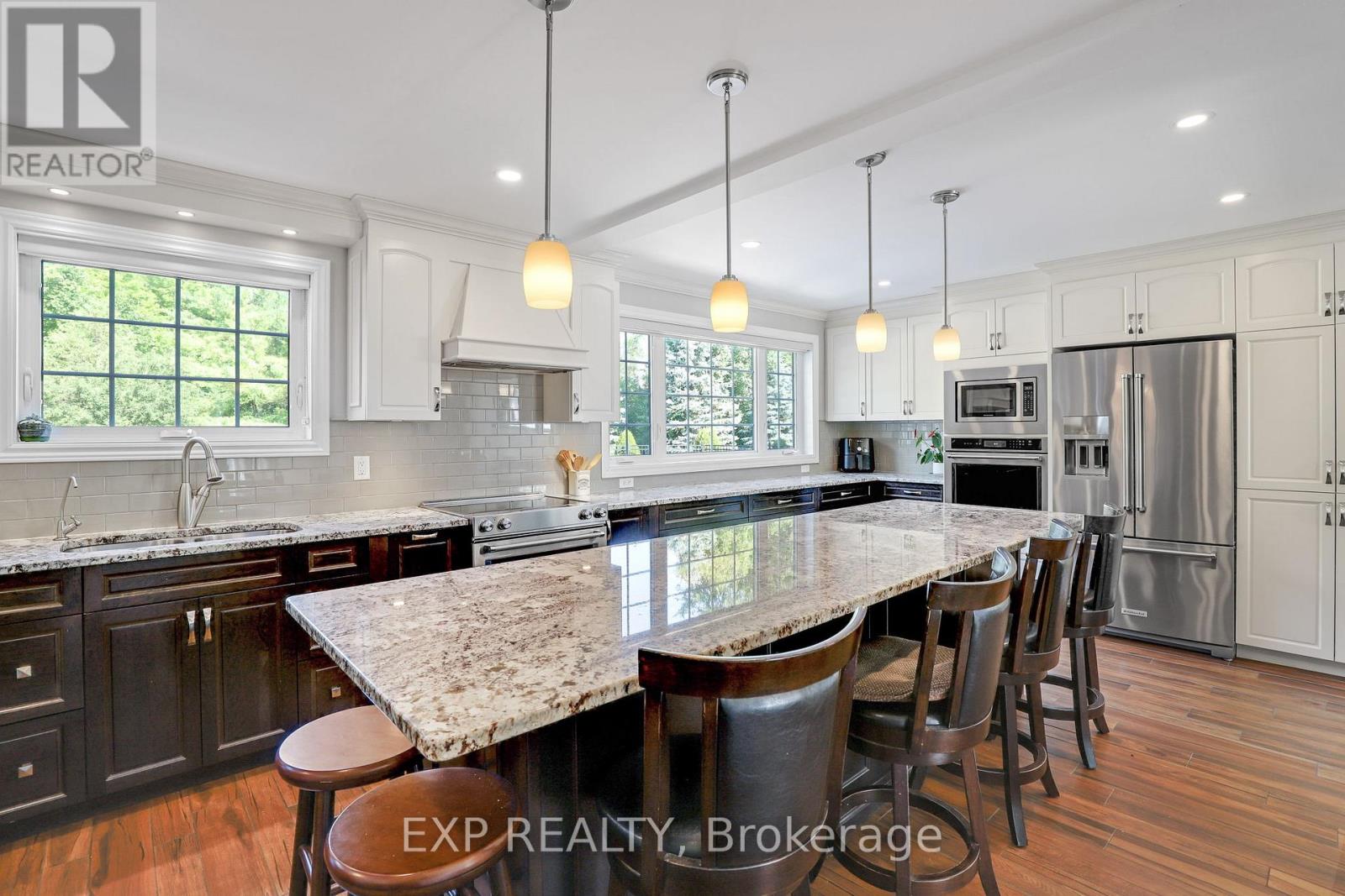 6385 Third Line Road