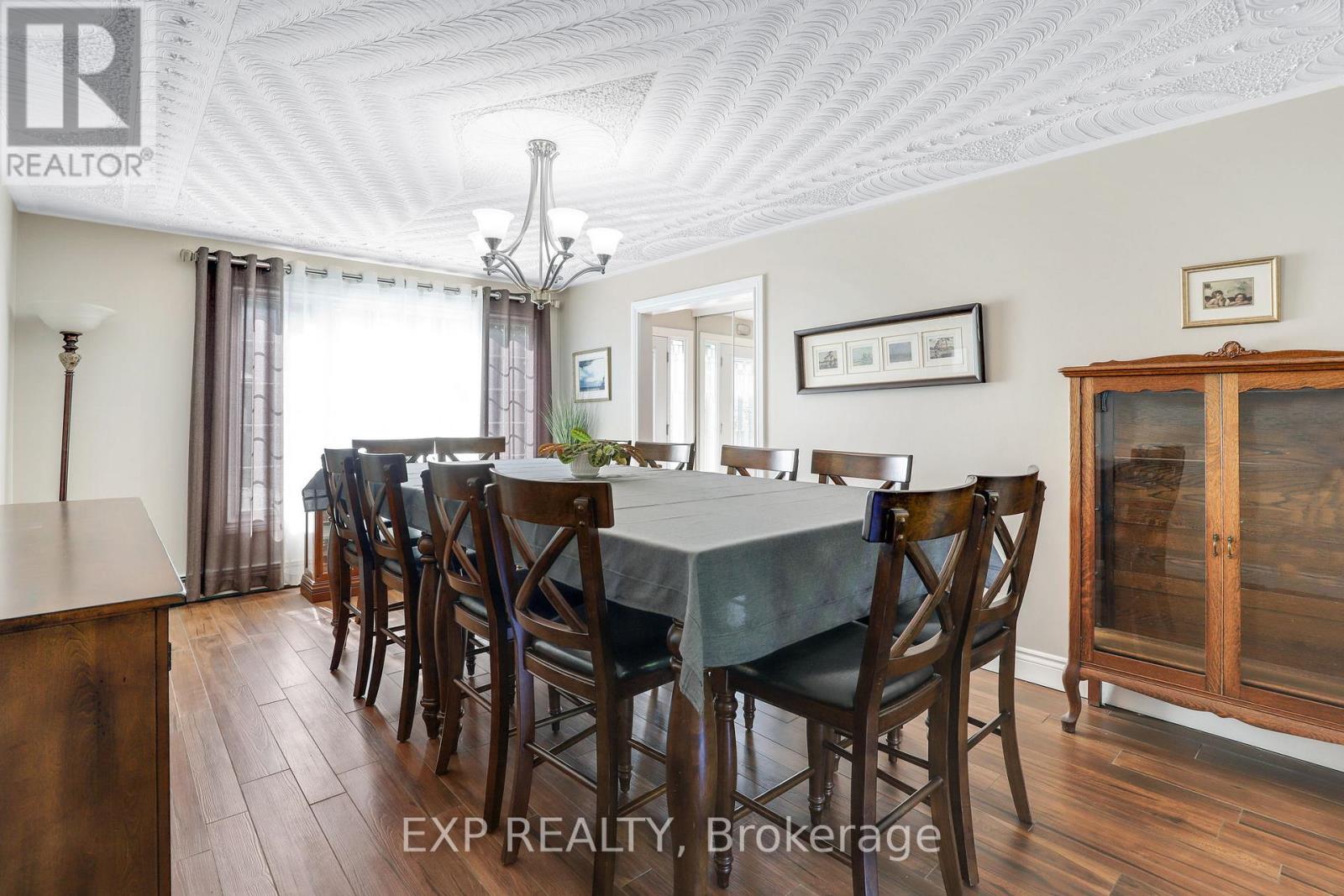 6385 Third Line Road