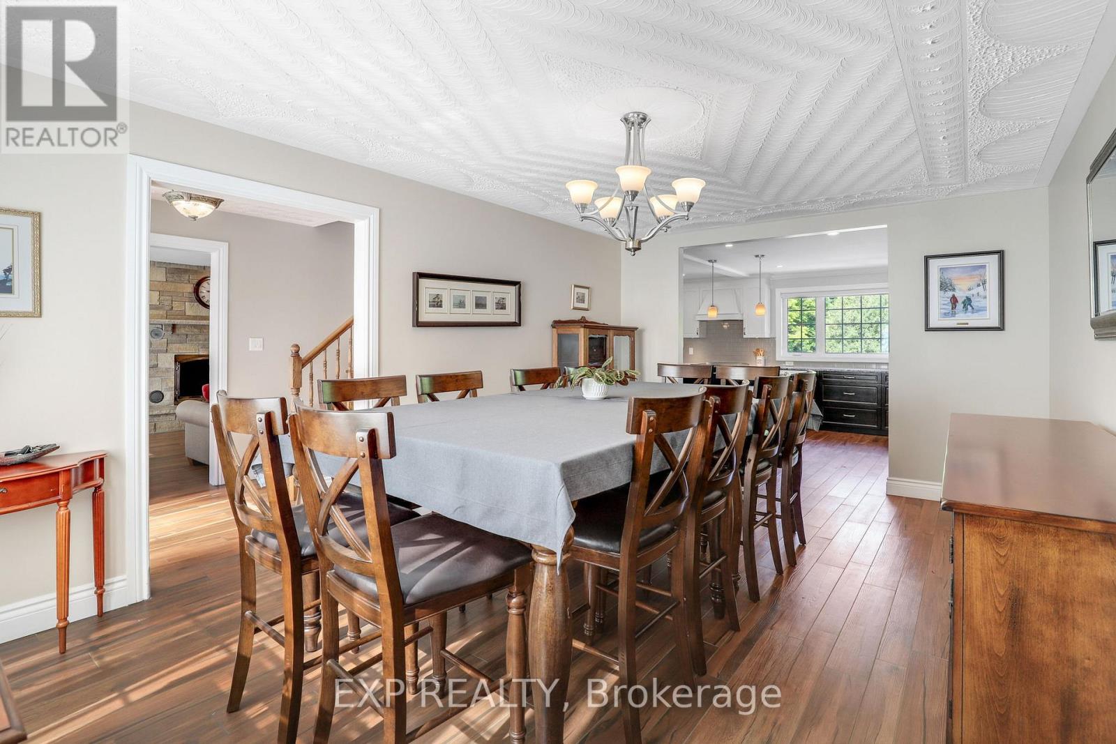 6385 Third Line Road
