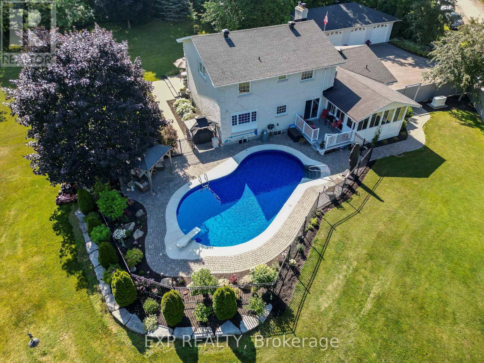 6385 Third Line Road