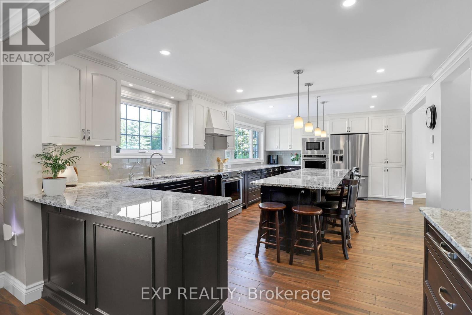 6385 Third Line Road