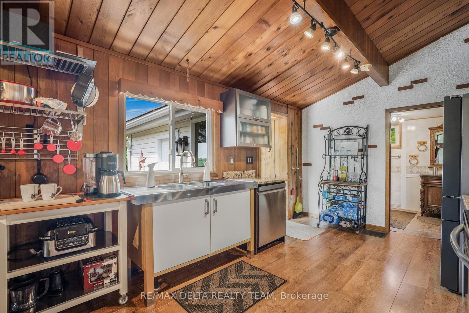 2135 Jennings Road