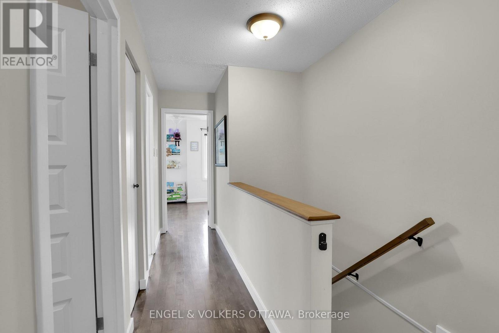 202 Alvin Road S