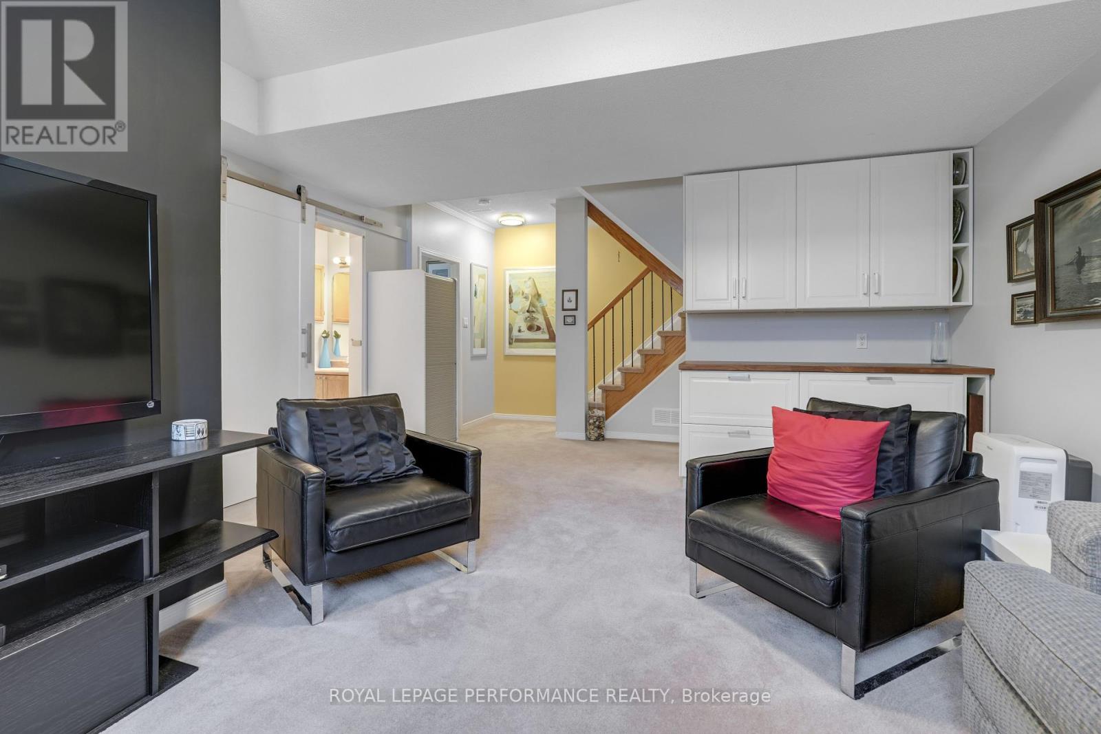9 Maple Park Private