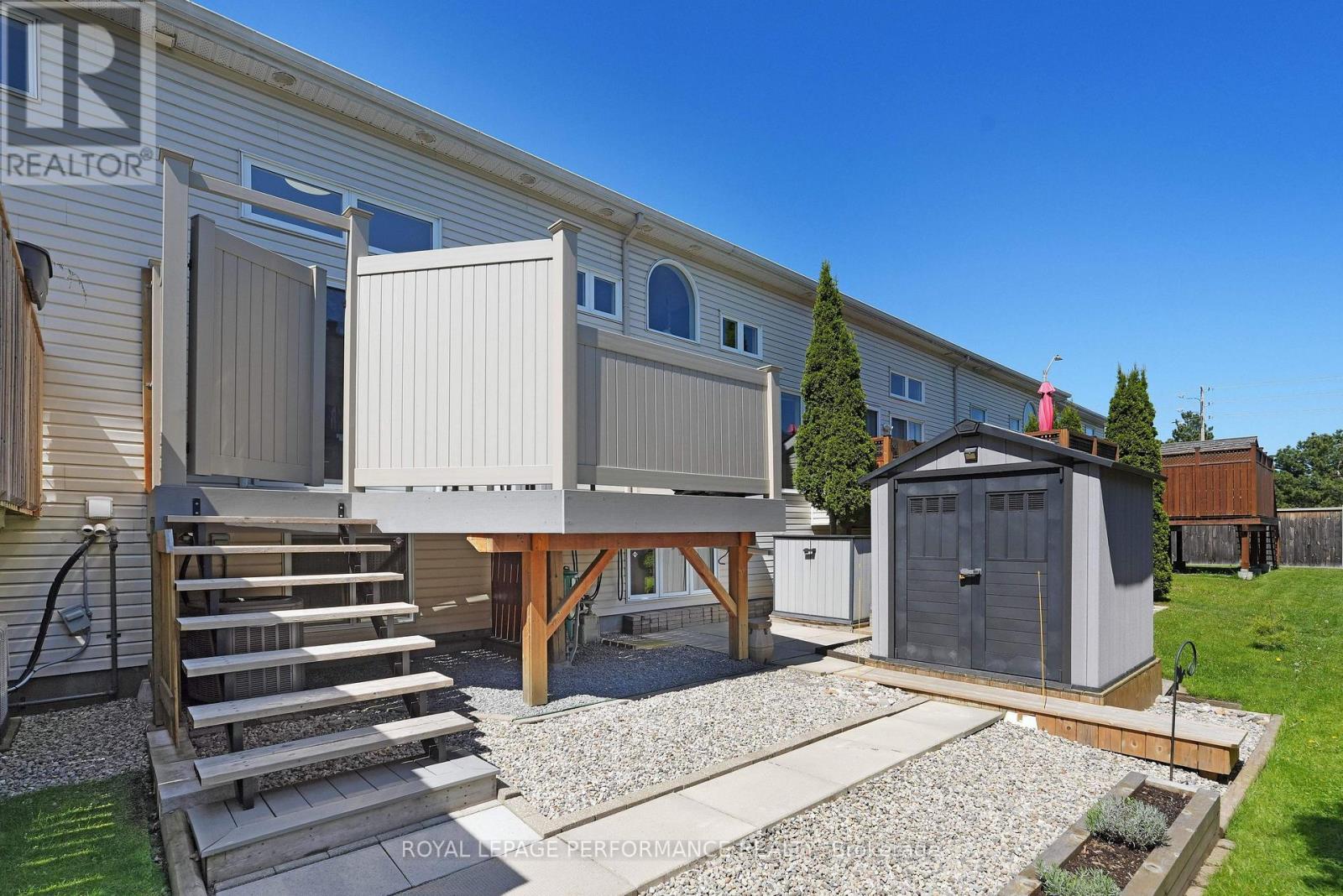 9 Maple Park Private