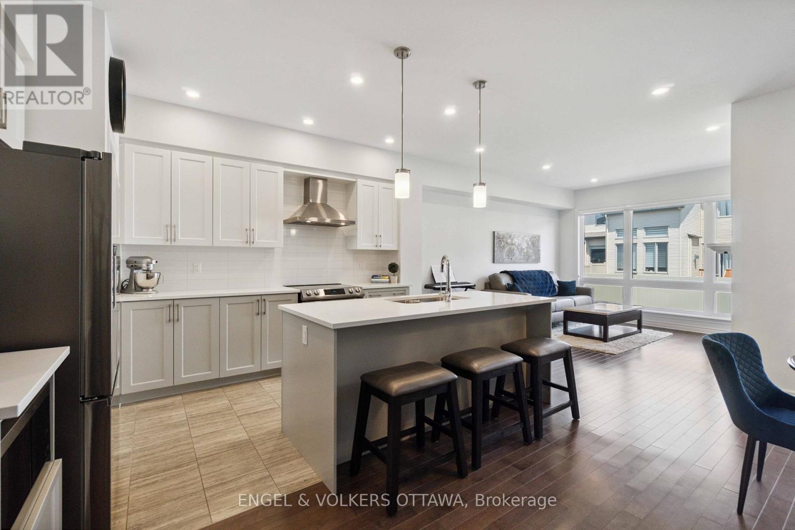 640 Cordelette Circle