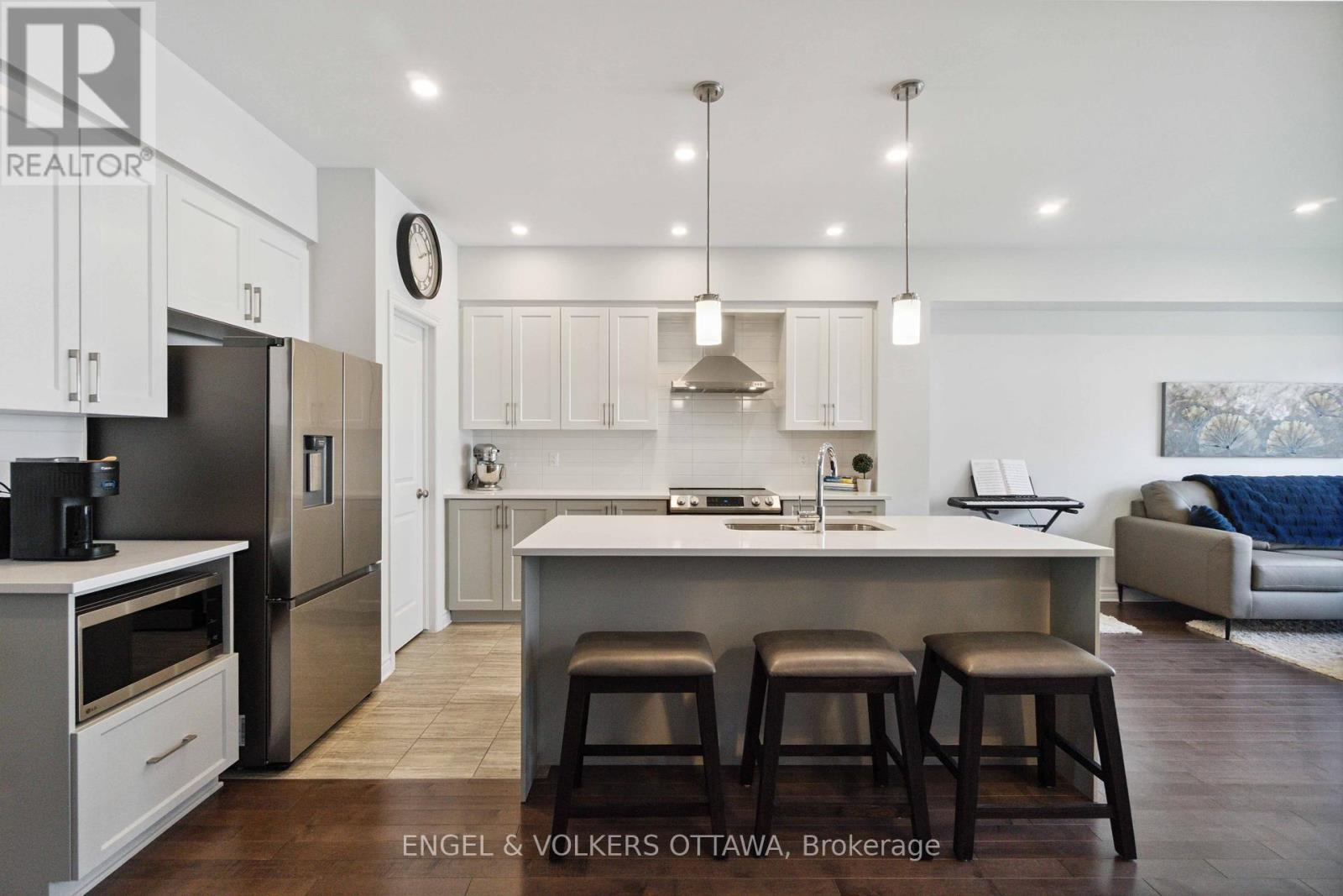 640 Cordelette Circle